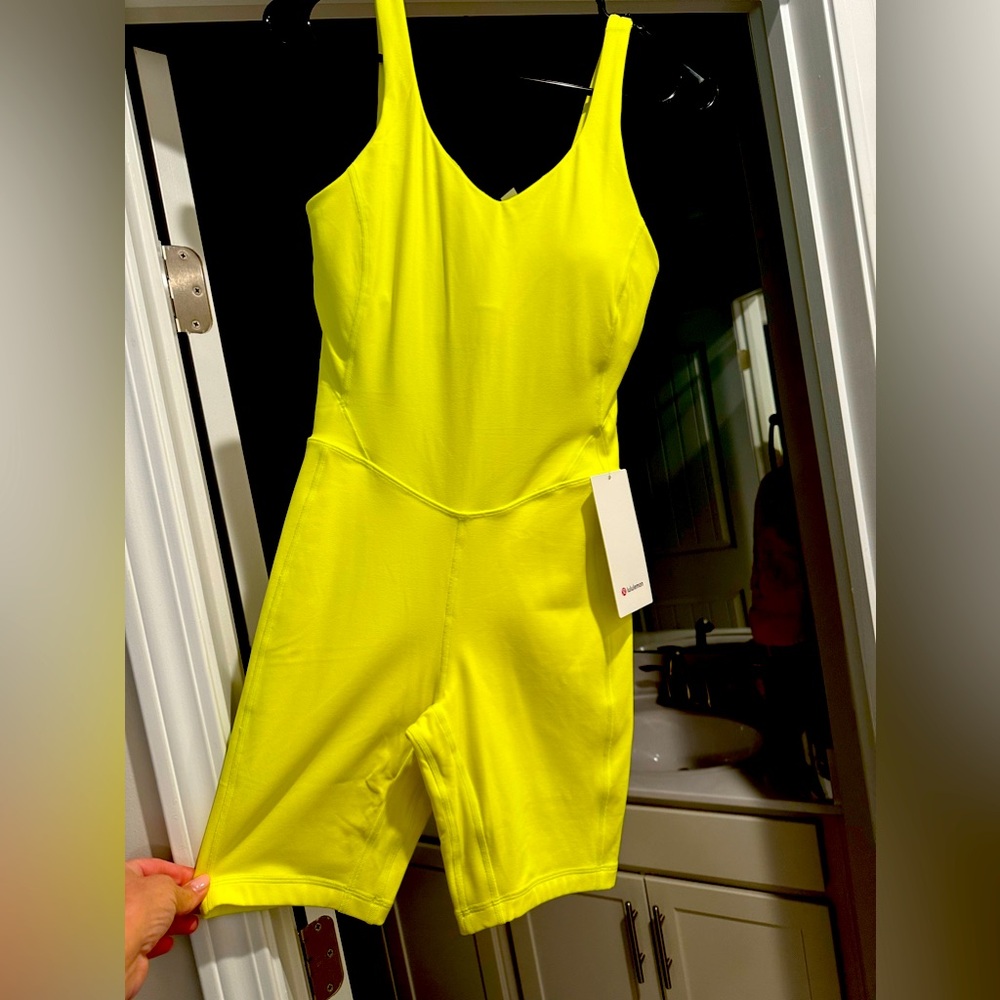 Lululemon Bodysuit 8”